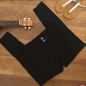 Plain Black Skinny Fit Leggings